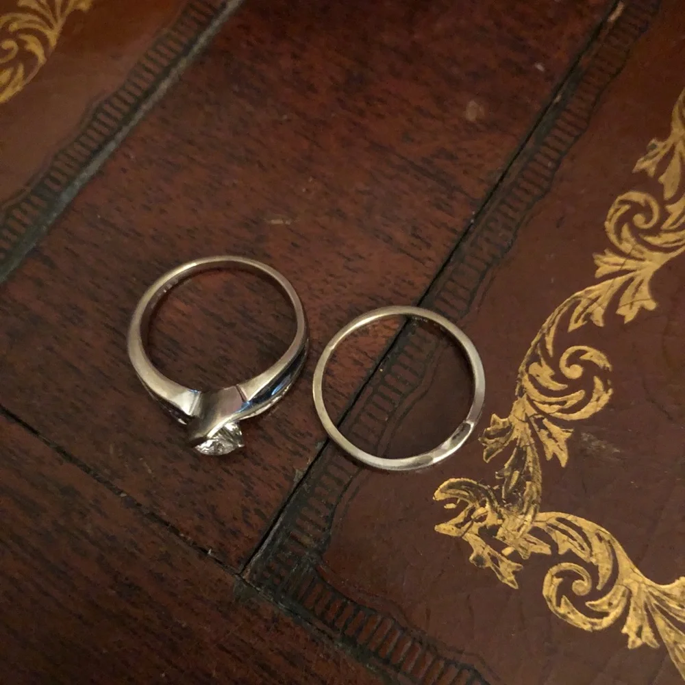 Diamond ring - Picture 15 of 16